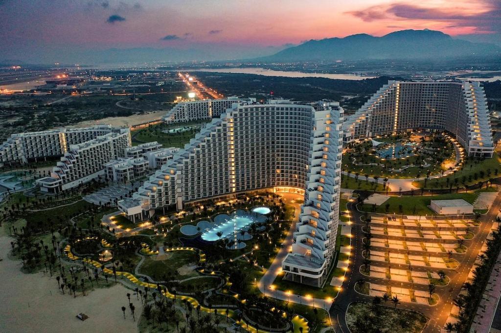 Rosemary Home At Bai Dai Beach Nha Trang - Seaview Condo Near Int'T Cam Ranh Airport Extérieur photo